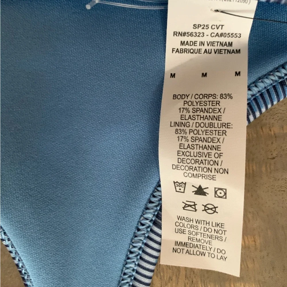 Nike Girl’s Swoosh Bra Reversible